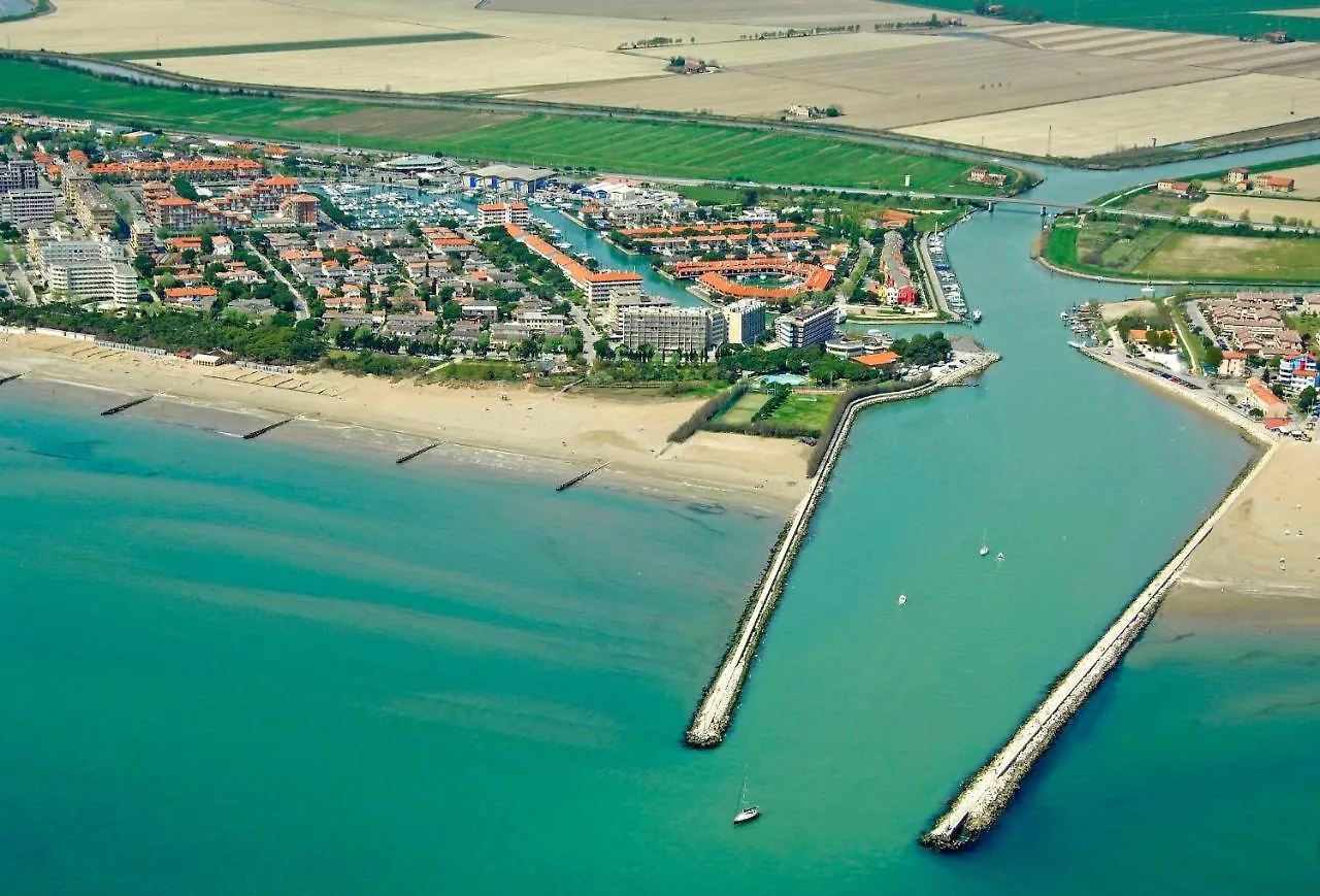 Apartament Enjoy The Pool Of Our Cozy Flat - Beahost Porto Santa Margherita di Caorle 0*,  Włochy